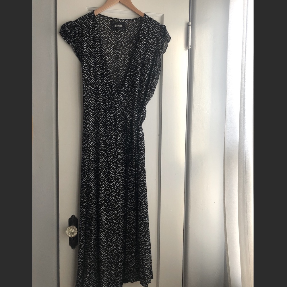 Reformation Navy White Floral Print Wrap Dress Sz L